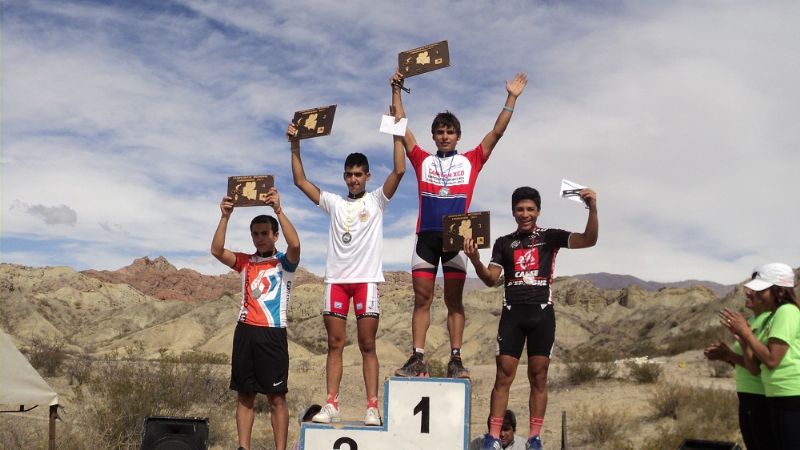 Los santamarianos demostraron que son una potencia en mountian-bike