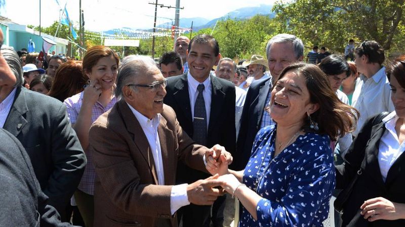 La gobernadora pasó por Mutquín