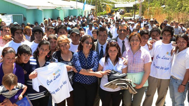 La gobernadora pasó por Mutquín