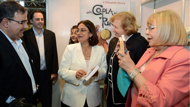 Corpacci encabezó el acto de inauguración de la 10° Feria del Libro