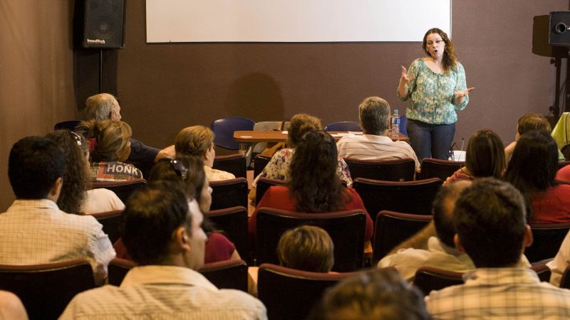 Gabriela Margall dio a conocer las claves de la narrativa histórica