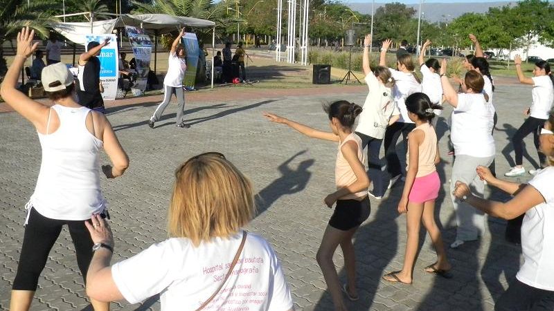 Actividades para concientizar sobre el cáncer de mama