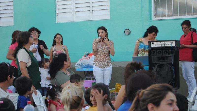 Chicos de las Mil Viviendas festejaron junto a sus mamás