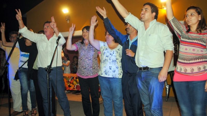 Moreta y Barros en acto del FPV en Valle Viejo