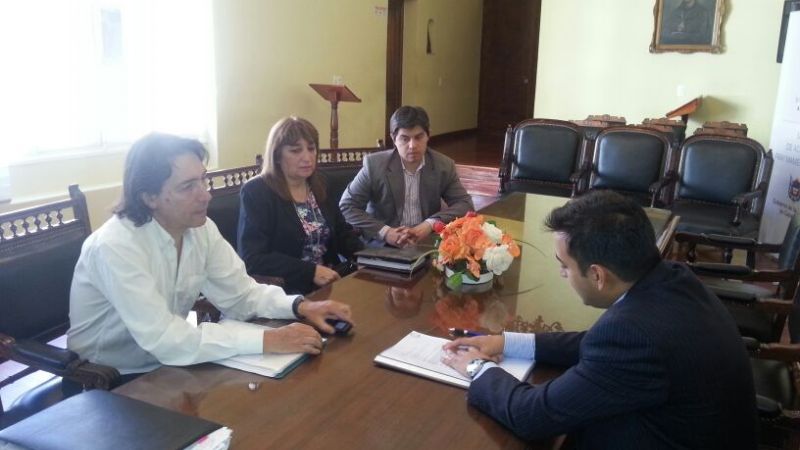 Entregan personería jurídica a asociación que promueve energías renovables  