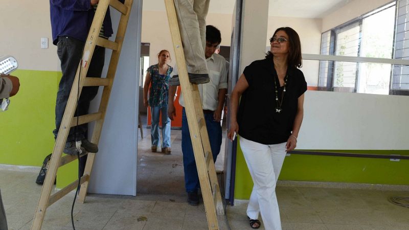 Lucía visitó obras de nuevos edificios escolares
