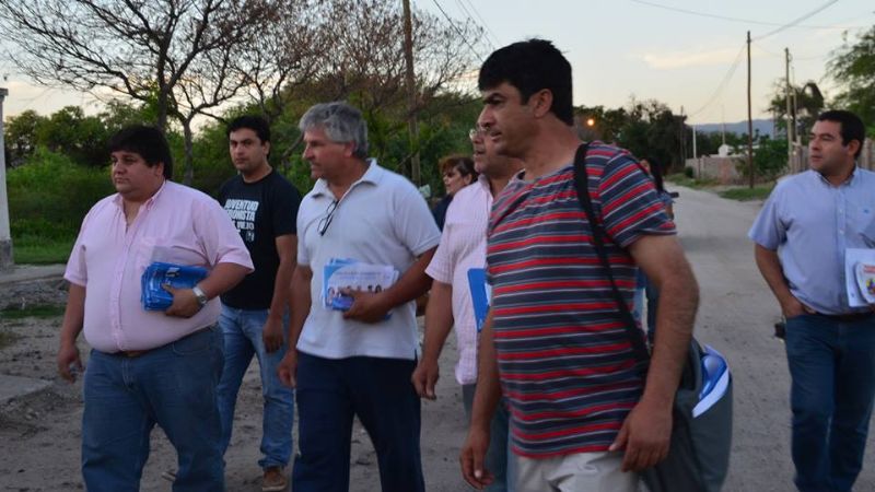 Candidatos de Valle Viejo siguen caminando el departamento