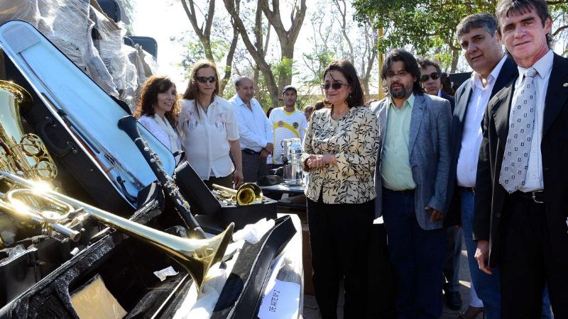 Entregan equipamientos a Escuelas Técnicas