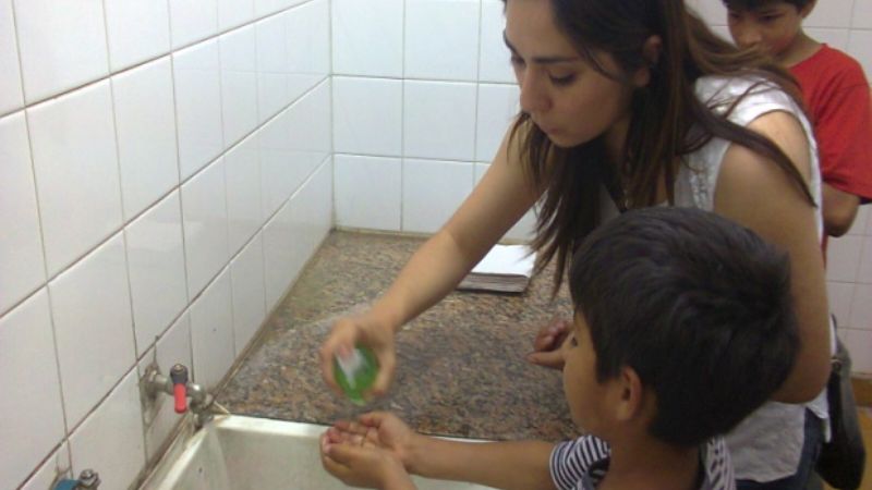 Alumnos de Bromatología realizan pasantías en comedores municipales