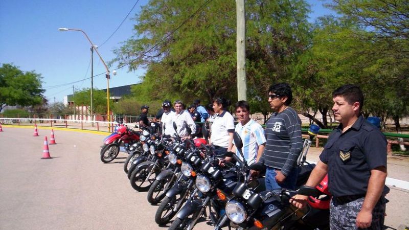 Dictan curso sobre “Conducción a la Defensiva”