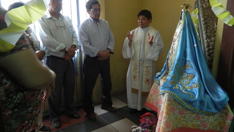 Empleados del INTA y Transporte recibieron a la Virgen