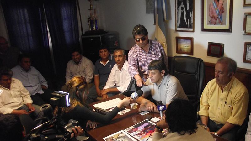 Anuncio histórico para empleados municipales santamarianos