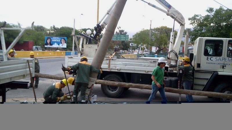 Los rayos causaron estragos en la red eléctrica 