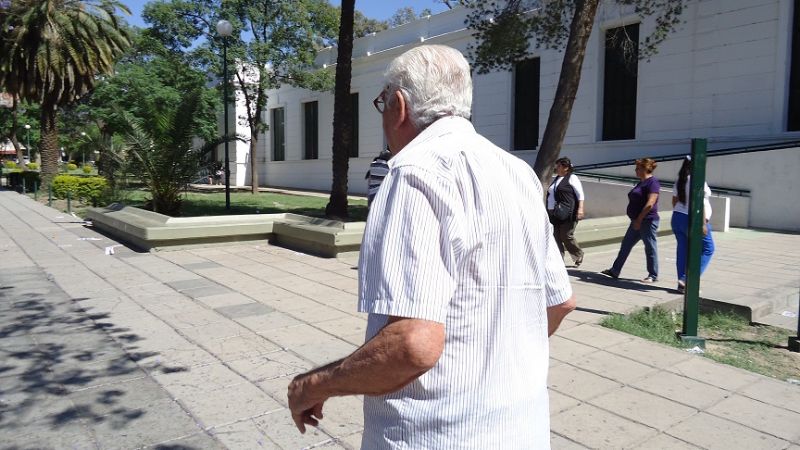 Dos ejemplos cívicos