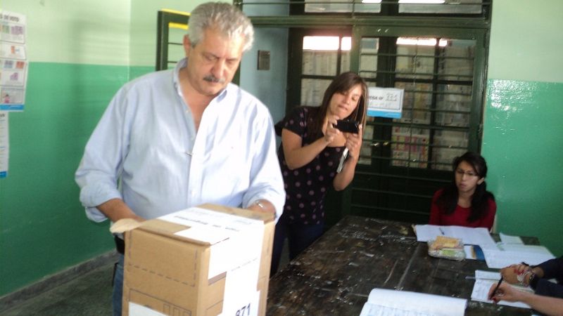 En Santa María, gran afluencia de votantes por la mañana