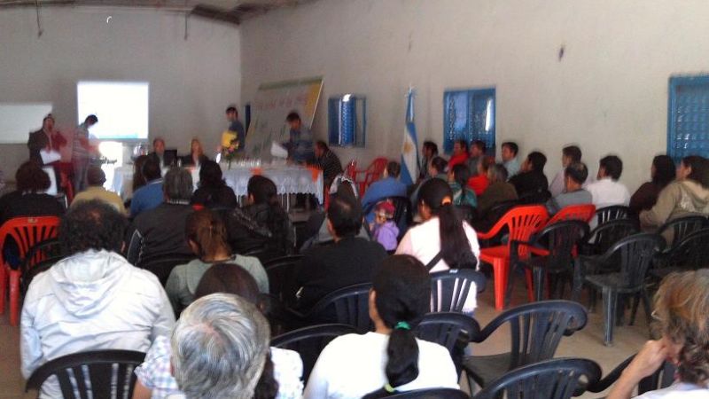 Entrega de microcréditos en Nueva Coneta