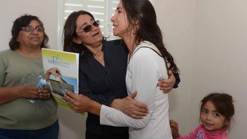 La Gobernadora entregó 97 soluciones habitacionales