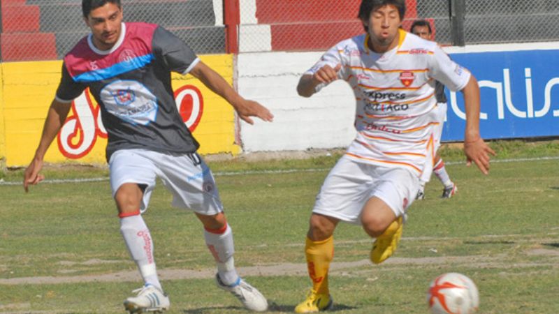 Aconquija rescató un “puntazo” frente a Instituto, en Santiago