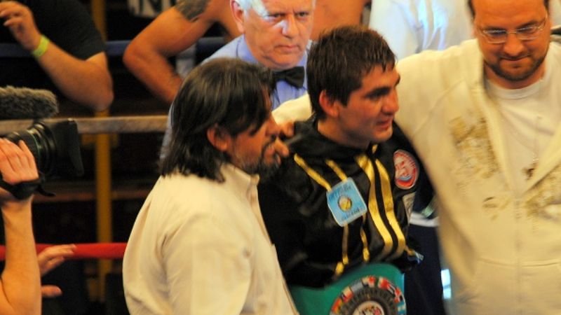 “El Zurdo” Barrionuevo nuevo campeón Welter Latino CMB