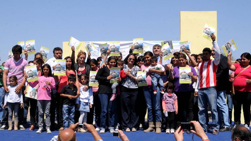 La Gobernadora puso en funcionamiento 2 nuevos pozos de agua