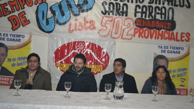 Barrionuevo se solidarizó con Cristina, pero le pegó a Boudou