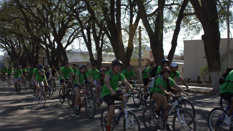 Exitoso “Biciturismo por el valle” con más de 400 ciclistas