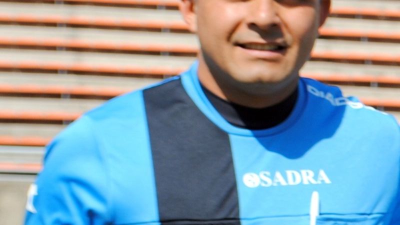 Orellana dirigirá Policial-Villa Cubas por la Copa