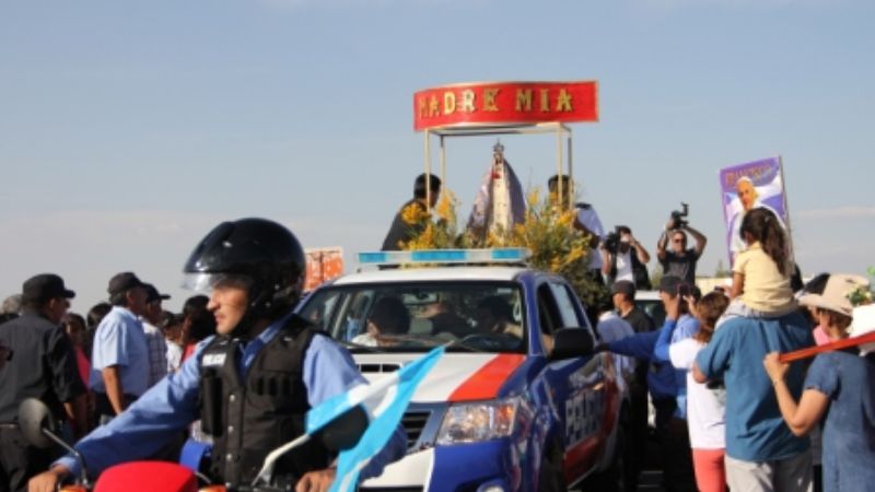 Santa María revolucionada con la visita de la Virgen del Valle