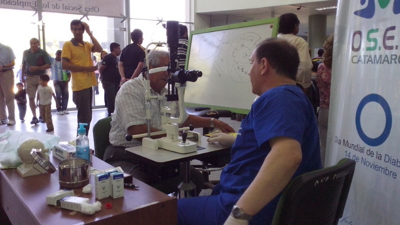 Práctica de drenaje linfático para pacientes oncológicos