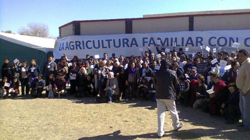Trabajadores de Agricultura se manifestaron con apoyo de Jujuy y Salta