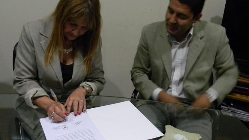 Firman acuerdo entre el Programa Municipios Saludables y Villa Vil para fortalecer la salud