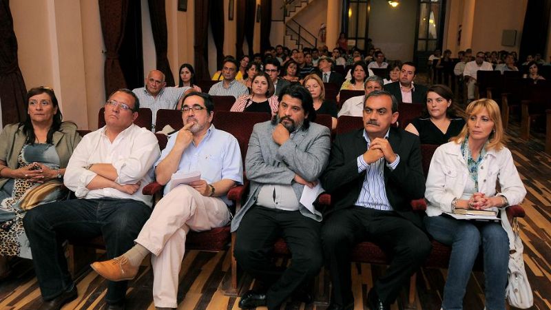 Emotivo acto por “El Chacho” Peñaloza