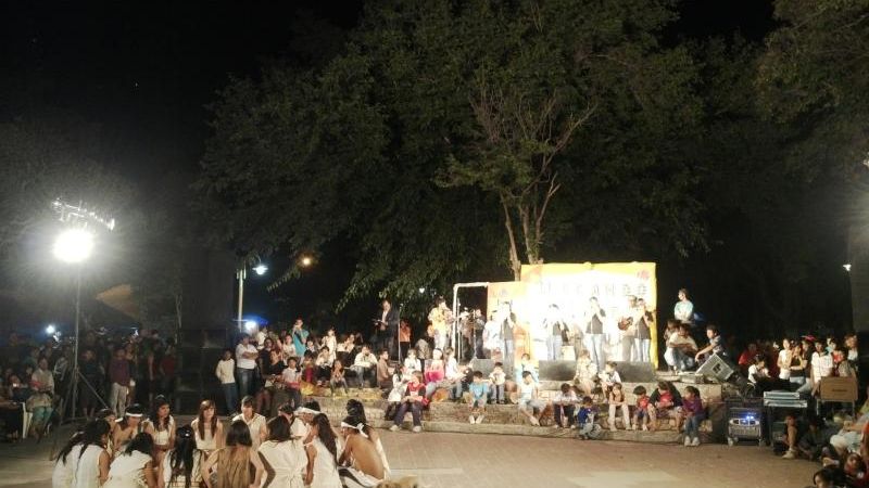 Exitosa presentación de “Llegando está el carnaval”