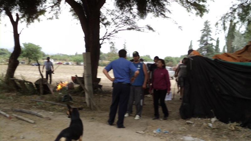 Desalojo ordenado por el fiscal González terminó con tiros, gases y pedradas