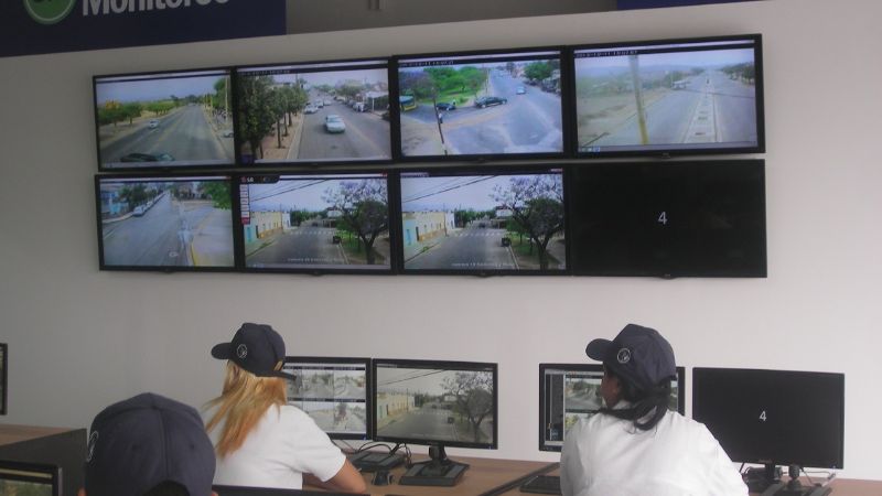 Protesta de empleados del Centro de Monitoreo