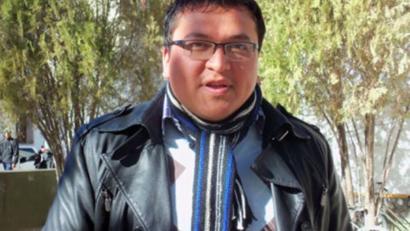 “Tiene que gobernar para el pueblo, no para su partido”