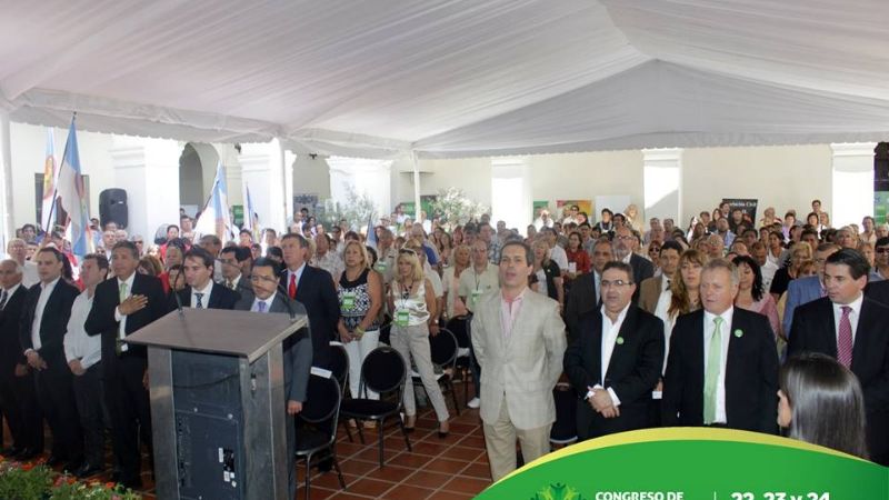 Jalil expuso en el Congreso Internacional de Entidades Vecinales