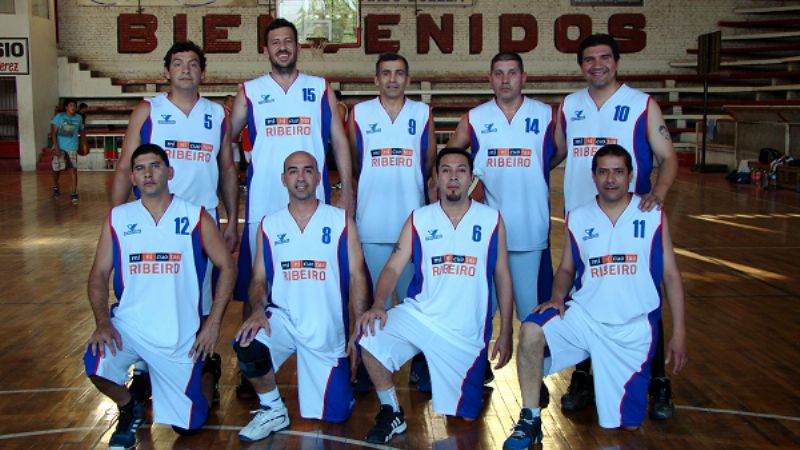 Hindú, campeón en Sénior y  Ateneo M. Moreno en Súper