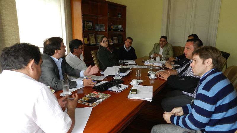 Jalil se reunió con su gabinete