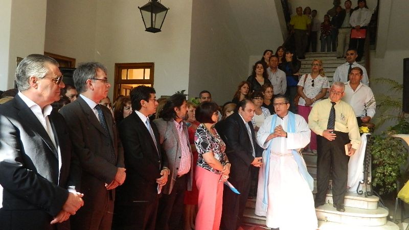 La Virgen visitó Casa de Gobierno y la Municipalidad de la Capital