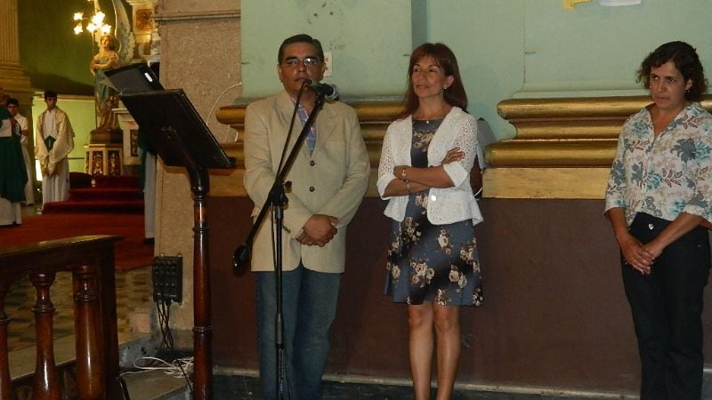 Medios de comunicación homenajearon a la Virgen