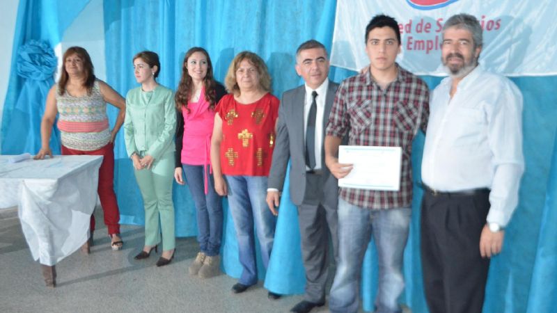 Jóvenes chacareros se capacitaron en Ley de Defensa del Consumidor