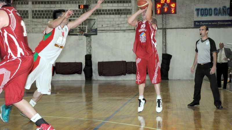 Olimpia jugó un gran partido, pero no pudo con Tiro de Morteros
