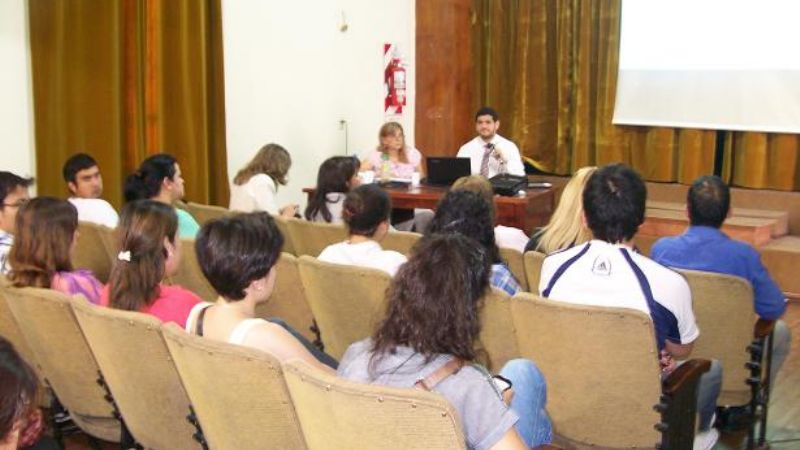Facilitadores pedagógicos capacitados sobre los Derechos de los Niños 