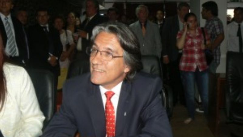 “Resaltar su experiencia durante la Dictadura es una ofensa a la democracia”