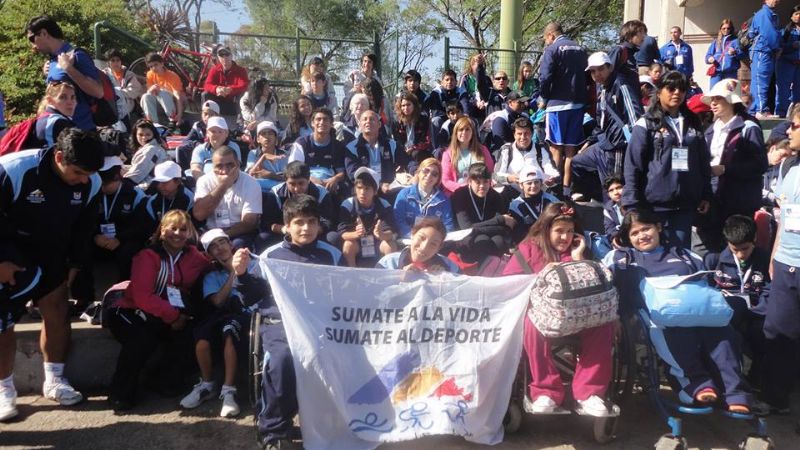 Más de 50 medallas para deportistas con capacidades diferentes