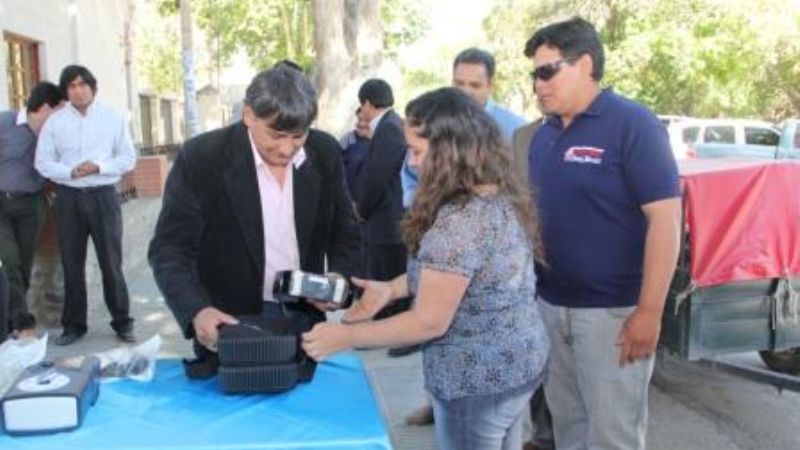 Andersch entregó un respirador artificial a un adolescente con parálisis cerebral