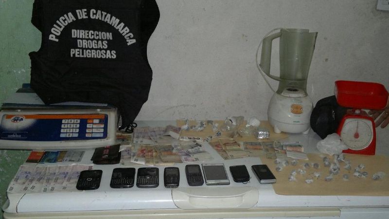 La policía desbarató otro punto de procesamiento y venta de drogas