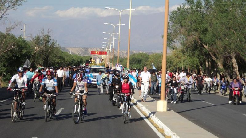 Impresionante muestra de fe y devoción con la visita de la Virgen del Valle a Santa María