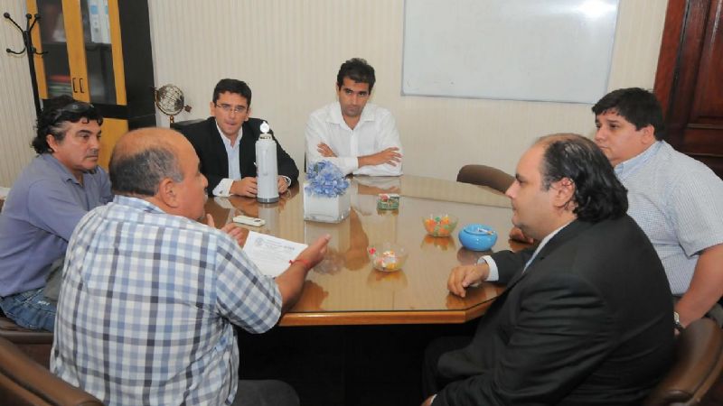 Primer acuerdo entre Saadi y gremialistas